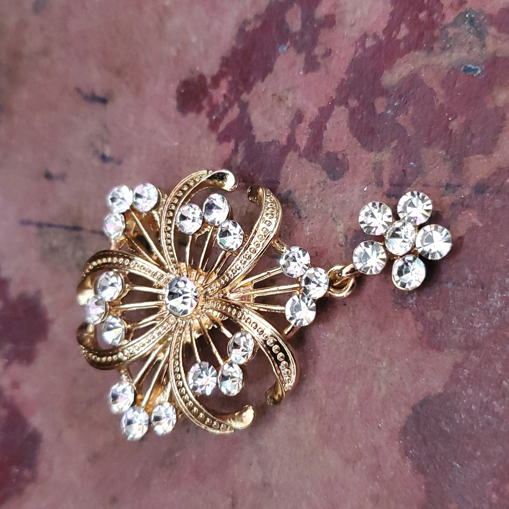 Gold Rhinestone Brooch DZ - Picture 6 of 6